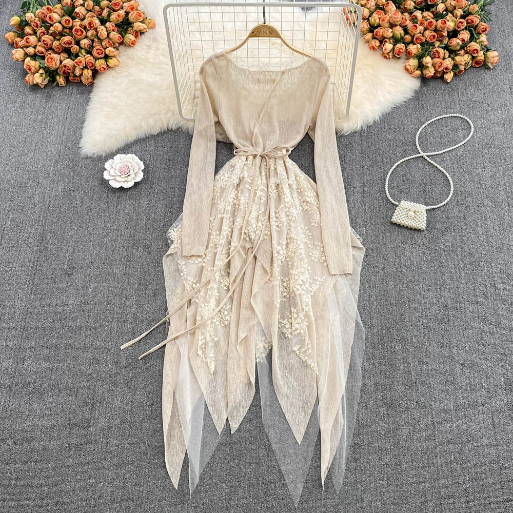 Retro Long Sleeves Irregular Round Neck Lace Fairy Dress 1452