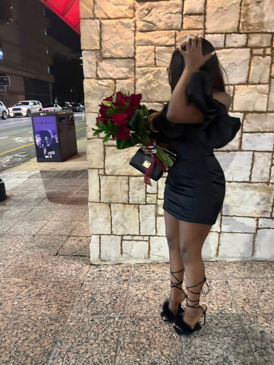 Off The Shoulder Sheath Black Short Homecoming Dress J3418