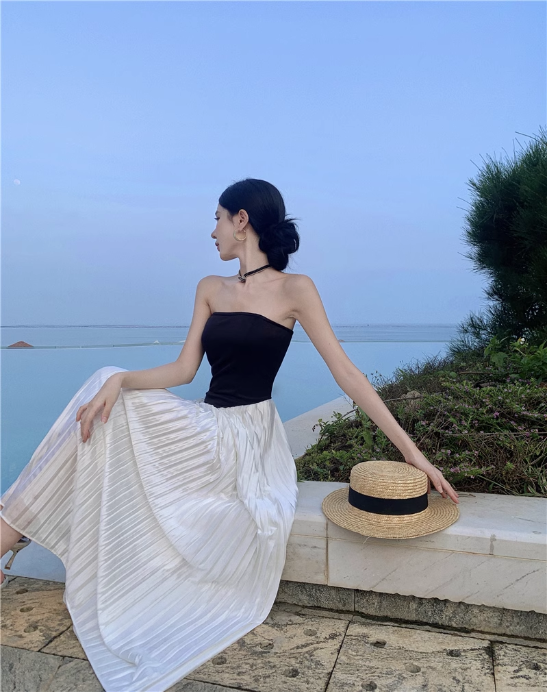 French Style Tube Top Dress Summer Pleated Skirt  L2
